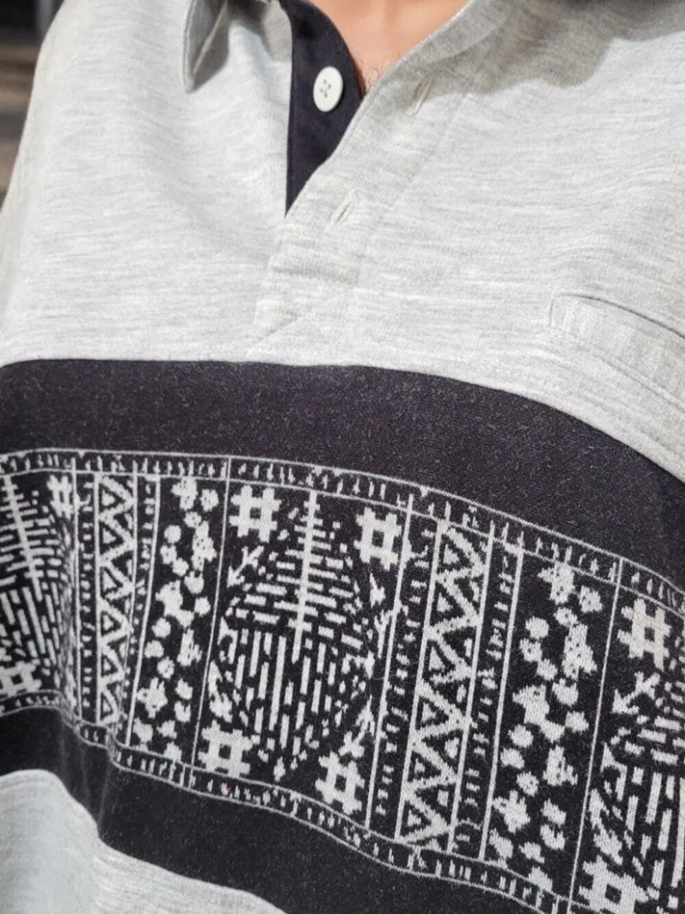 Vintage 90s Quarter Zip Pullover | Retro 90s Sweater | Fits Sizes LARGE/X-LARGE - Picture 3 of 3